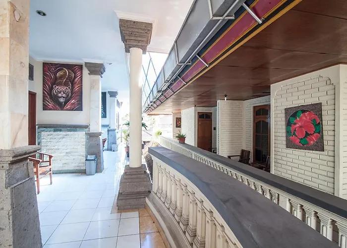 Lori Beach Gasthuis Seminyak