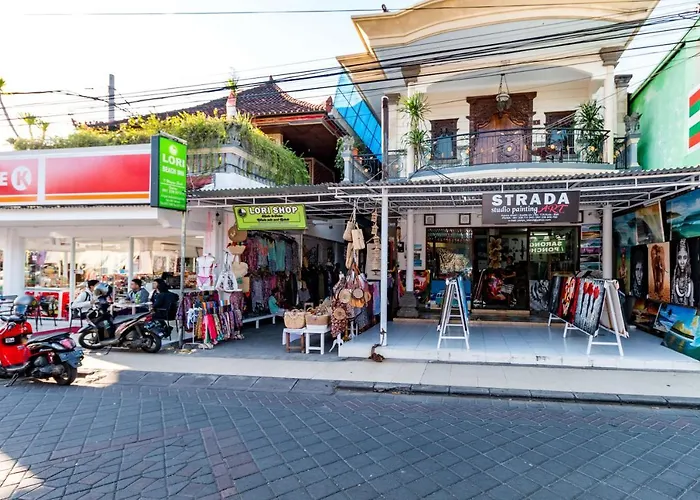 Lori Beach Seminyak